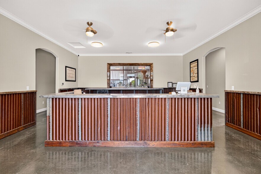 More Photos Of 13464 Browns Valley Dr, Chico Warehouse For Lease