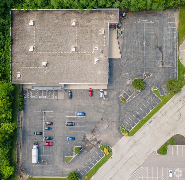 More Photos Of 8139 Old Troy Pike, Huber Heights Freestanding For Sale