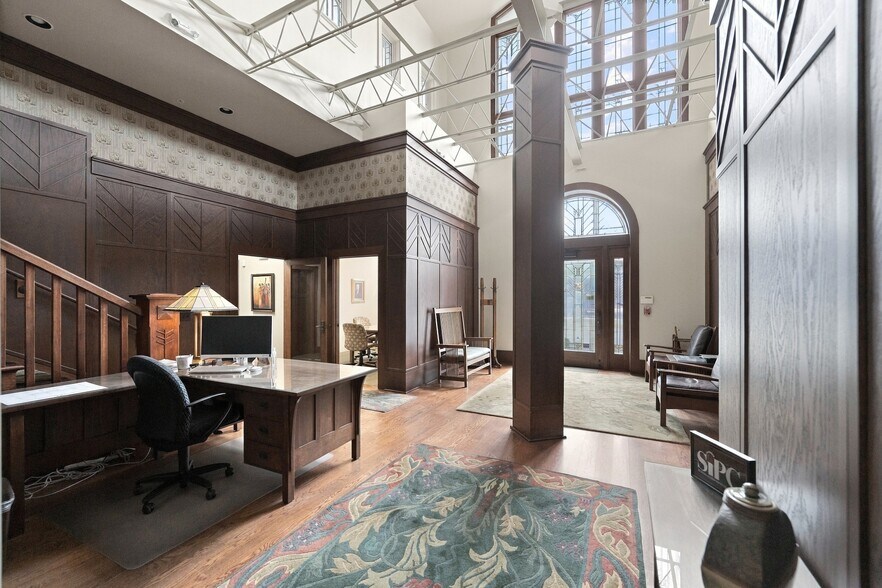 More Photos Of 1354 N Laura St, Jacksonville Office For Sale