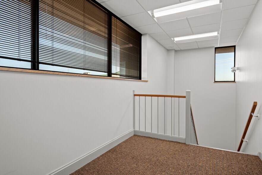 More Photos Of 99 November Dr, Camp Hill Medical For Lease