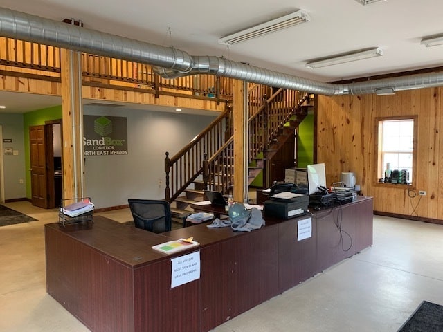 More Photos Of State Route 149, Bellaire Warehouse For Lease