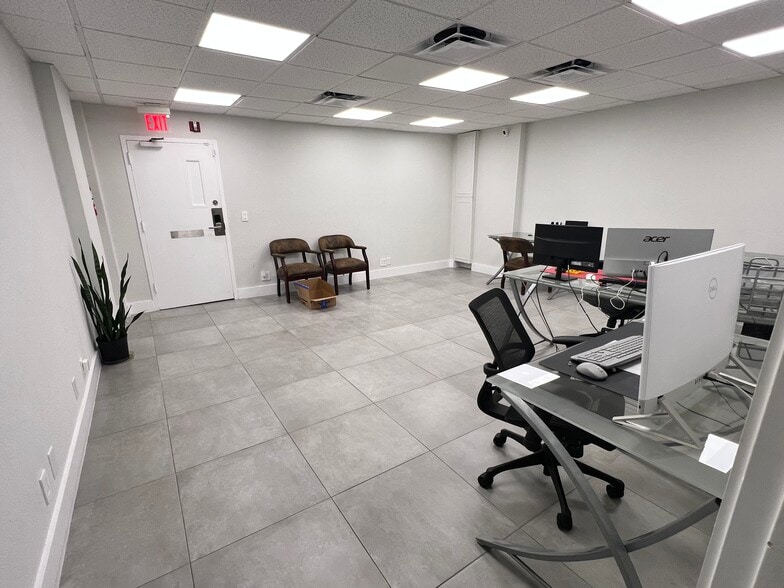 More Photos Of 3015 N Ocean Blvd, Fort Lauderdale Apartments For Sale