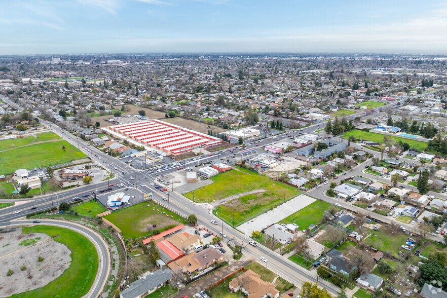 More Photos Of 3890 Fruitridge Road, Sacramento Land For Sale