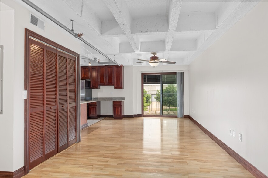 More Photos Of 3450 Russell Blvd, Saint Louis Apartments For Sale