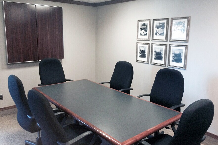 More Photos Of 39111 W 6 Mile Rd, Livonia Coworking Space