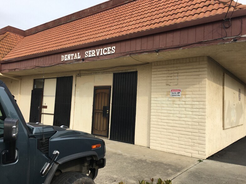 Primary Photo Of 2043 E Fremont St, Stockton Medical For Lease