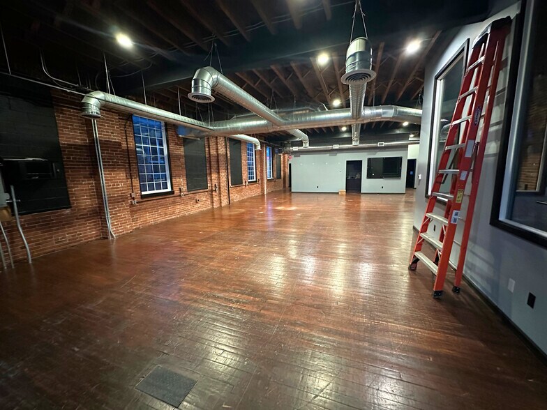 More Photos Of 152 W 12 St, Erie Office For Lease