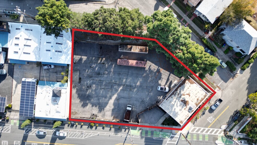 Primary Photo Of 253 Tewksbury Ave, Richmond Office For Sale