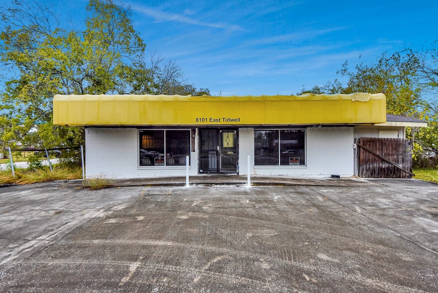 More Photos Of 8101 Tidwell Rd, Houston Freestanding For Sale