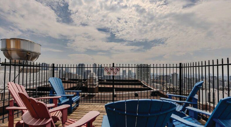 More Photos Of 1400 Av Des Pins O, Montréal Apartments For Sale