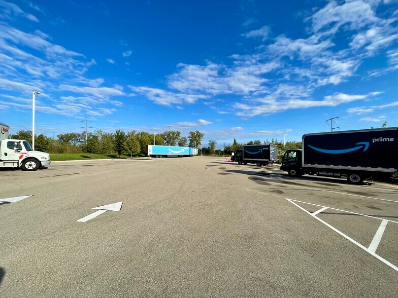 More Photos Of 4904 Tradewinds Pky, Madison Land For Lease