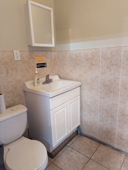 More Photos Of 3237 Junction Blvd, East Elmhurst Storefront Retail Residential For Lease