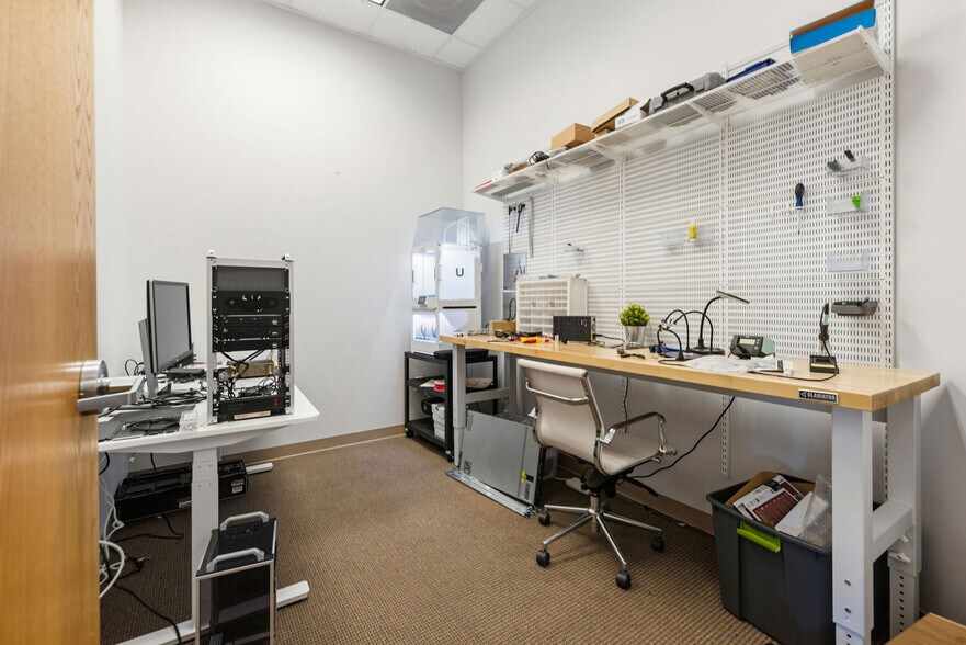 More Photos Of 276 E 12200 S, Draper Office For Sale