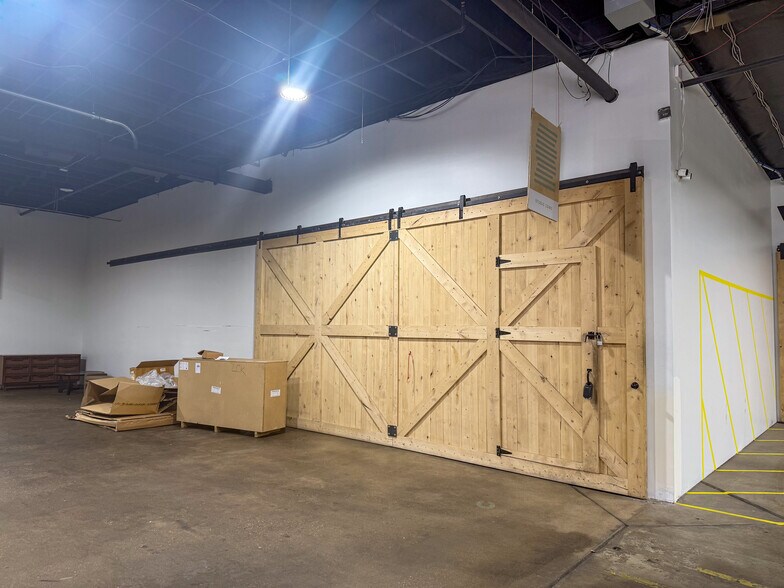 More Photos Of 3801 Race St, Denver Showroom For Lease