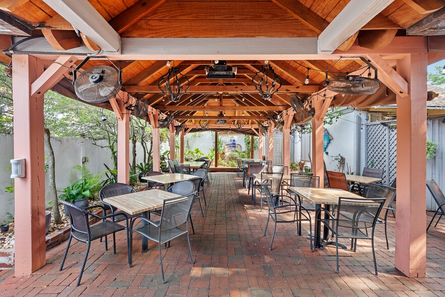 More Photos Of 22 Hypolita St, Saint Augustine Restaurant For Sale