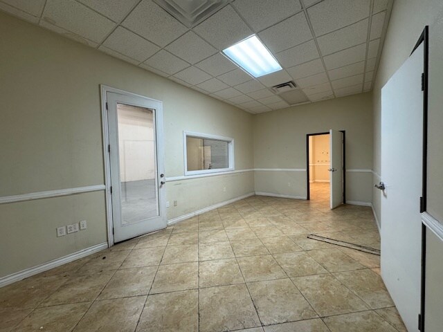 More Photos Of 5968 Edmond St, Las Vegas Warehouse For Lease