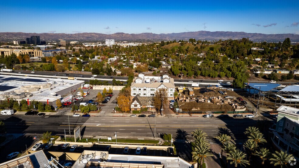 More Photos Of 20631 Ventura Blvd, Woodland Hills Office For Lease