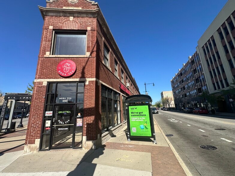 More Photos Of 4006-4012 N Milwaukee Ave, Chicago Storefront Retail Office For Lease