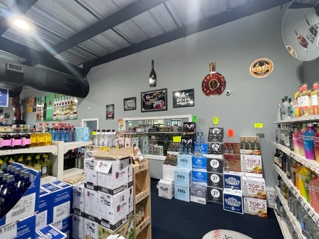 More Photos Of 102 Lexington Cir, Peachtree City Freestanding For Sale