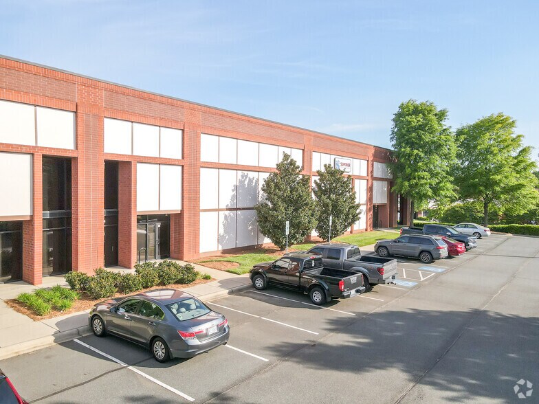 Primary Photo Of 6431 Reames Rd, Charlotte Light Distribution For Lease