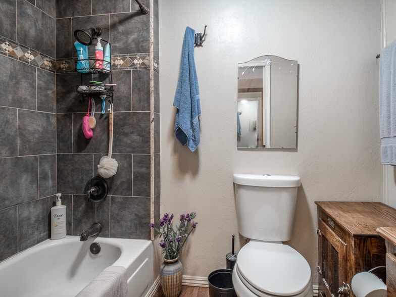 More Photos Of 106705 US Highway 395, Coleville Hotel For Sale