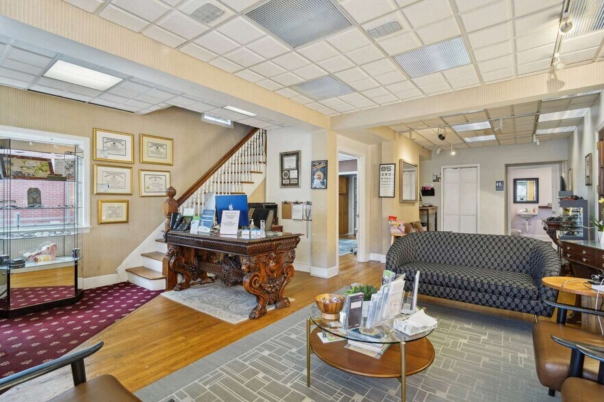 More Photos Of 393 Millburn Ave, Millburn Office Residential For Lease