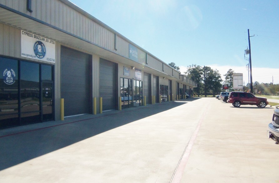 More Photos Of 16326 Mueschke Rd, Cypress Light Distribution For Lease