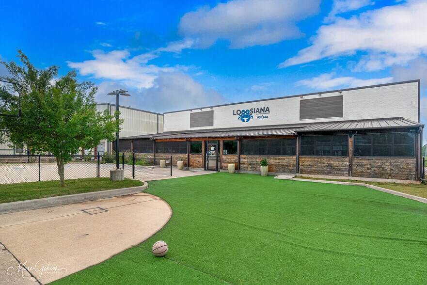 More Photos Of 9220 Wallace Lake Rd, Shreveport Storefront Retail Office For Sale
