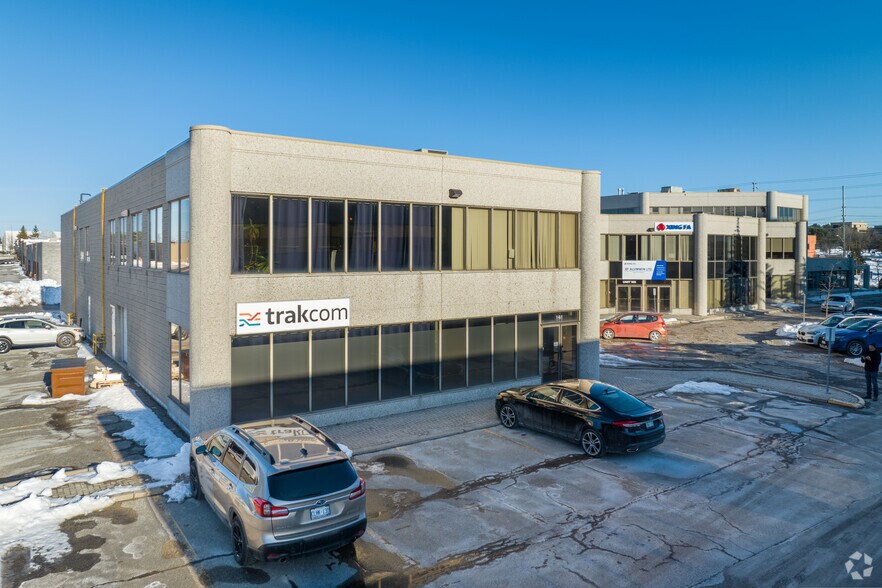 More Photos Of 3780 14th Av, Markham Light Manufacturing For Lease