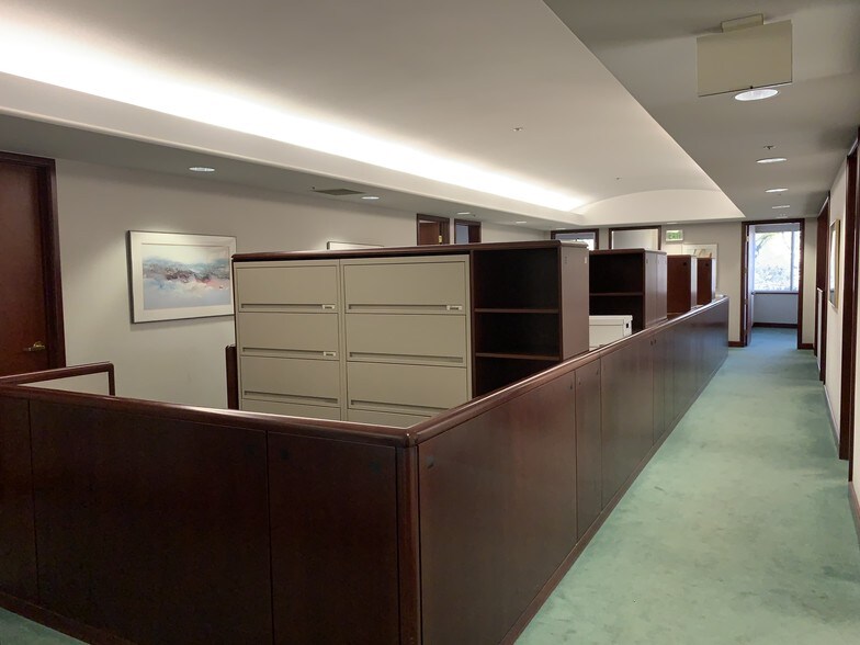 More Photos Of 1201 Vine St, Healdsburg Office For Lease