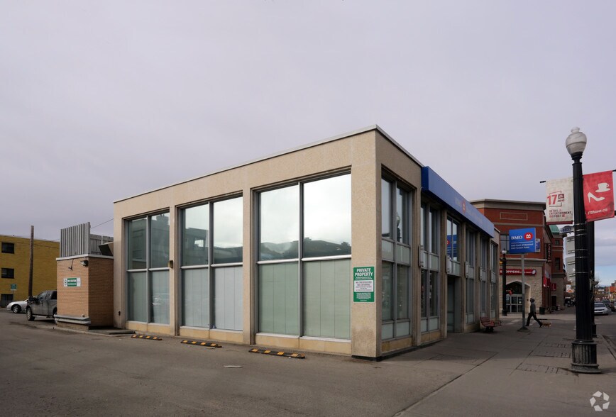 More Photos Of 727 17th Ave SW, Calgary Bank For Lease