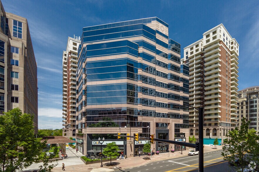 Primary Photo Of 4121 Wilson Blvd, Arlington Office For Lease