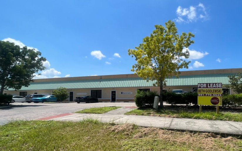 Primary Photo Of 4637 E Price Blvd, North Port Freestanding For Lease