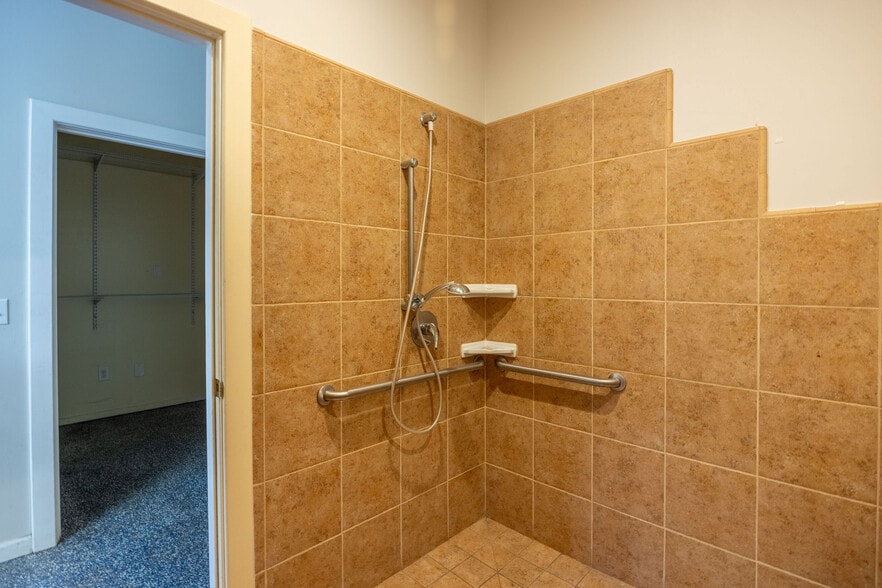 More Photos Of 313-323 Princeton Ave, Half Moon Bay Service For Lease