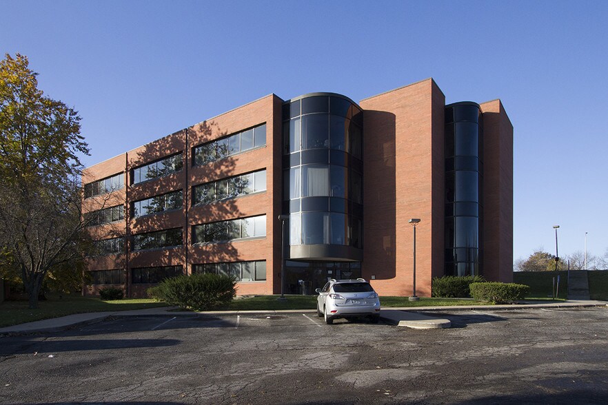 Primary Photo Of 201 E Partridge Ave, Independence Office For Lease