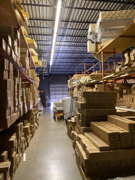 More Photos Of 6586 Dawson Blvd, Norcross Distribution For Lease