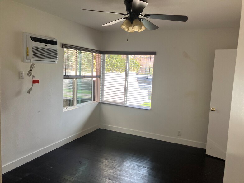 More Photos Of 271 W Ash Ave, Burbank Apartments For Sale