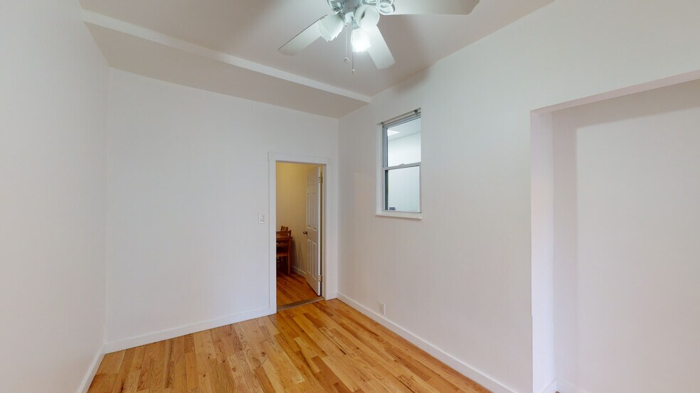 More Photos Of 46 Sutton St, Brooklyn Apartments For Sale