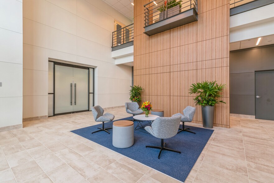 More Photos Of 702 Oberlin Rd, Raleigh Office For Lease