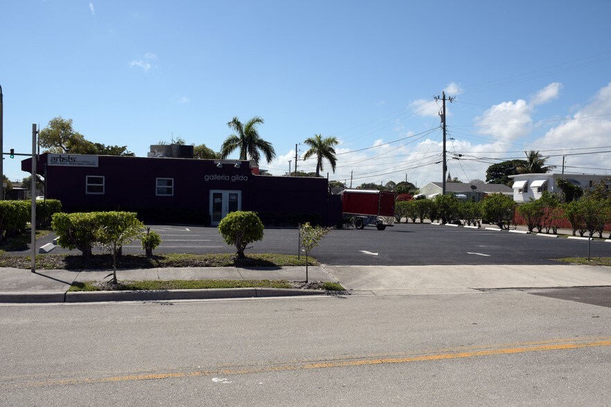 More Photos Of 2211 N Dixie Hwy, Lake Worth Freestanding For Lease