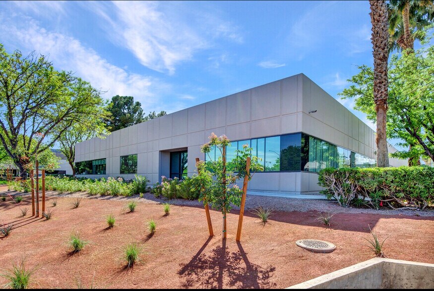 More Photos Of 950 Grier Dr, Las Vegas Loft Creative Space For Sale