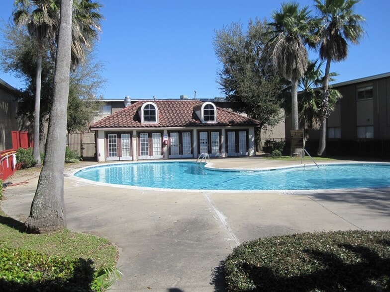 4101 S Shaver St, Pasadena, TX 77504 Apartments For Sale