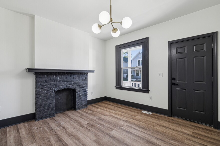 More Photos Of 508-510 E Markison Ave, Columbus Apartments For Sale