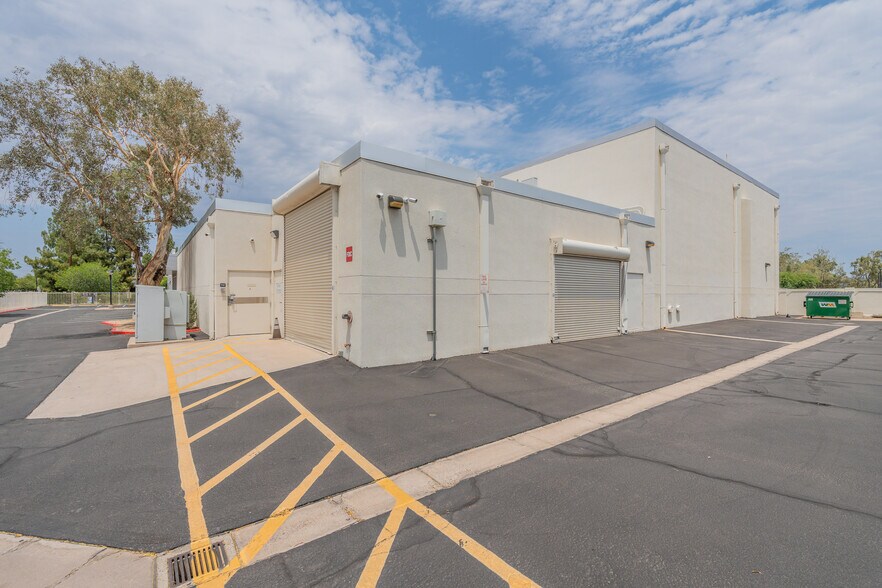 More Photos Of 2235 W Alice Ave, Phoenix Research And Development For Sale