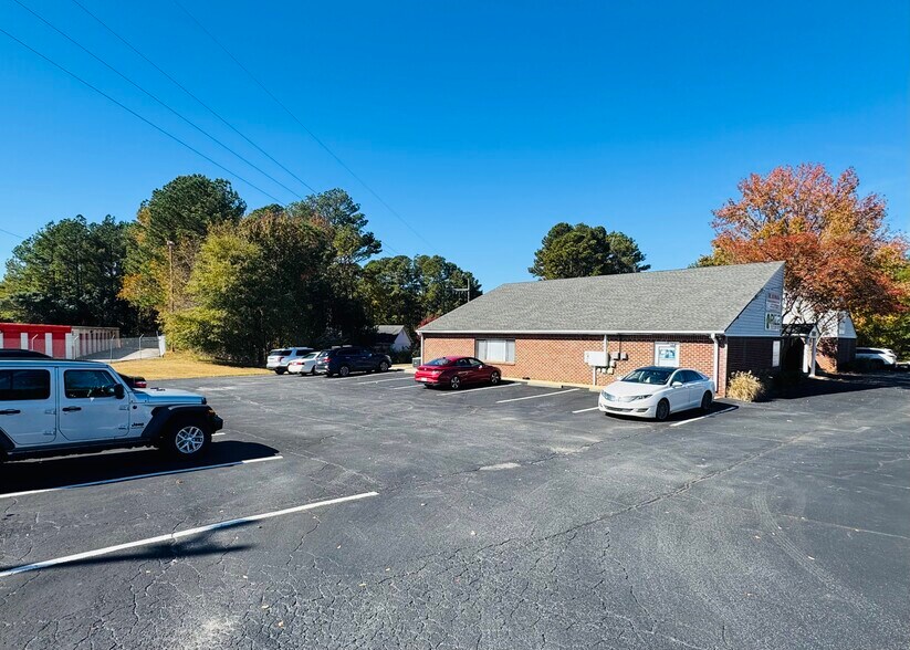 More Photos Of 3104 Grandview Dr, Simpsonville Office For Lease