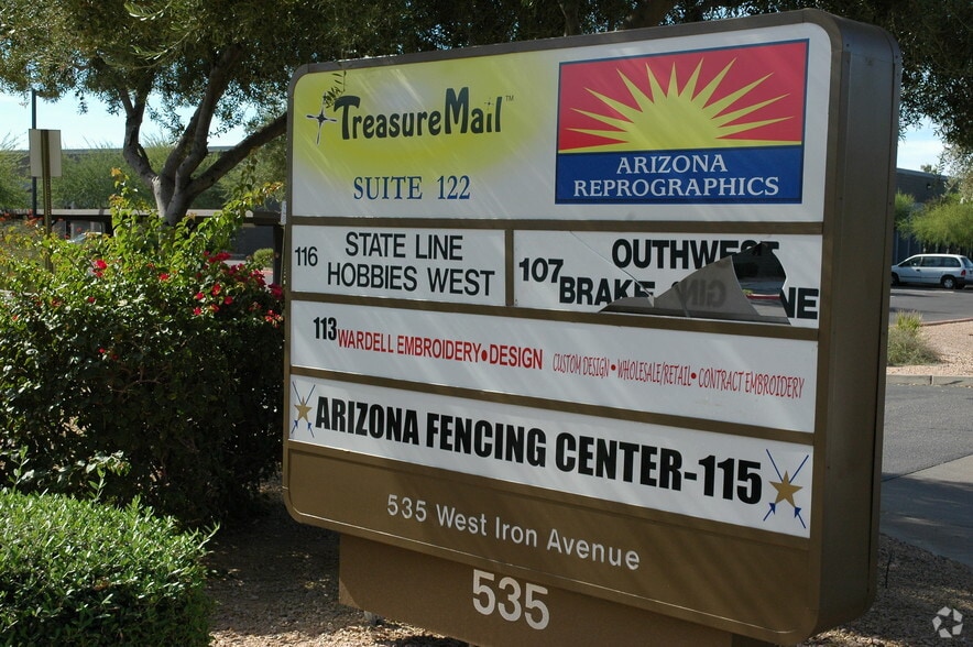 More Photos Of 535 W Iron Ave, Mesa Warehouse For Lease