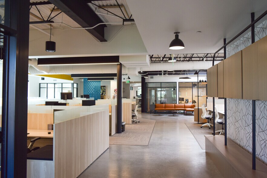 More Photos Of 600 N Shepherd Dr, Houston Office For Lease