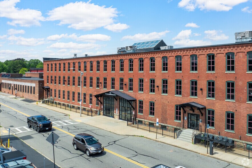 More Photos Of 108 Grove St, Worcester Office For Lease