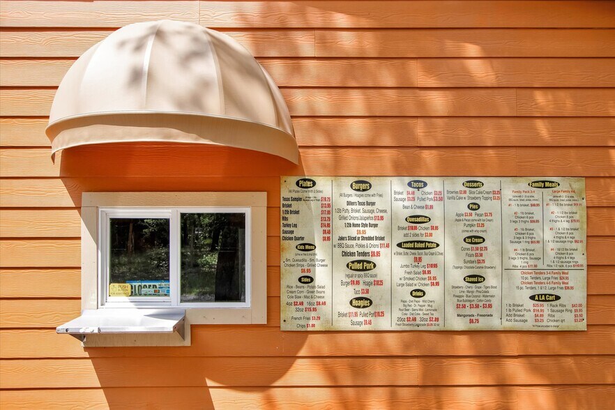 More Photos Of 3710 Waterwood Pass, Elmendorf Restaurant For Sale