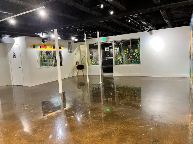 More Photos Of 713 17th St, Knoxville Freestanding For Lease